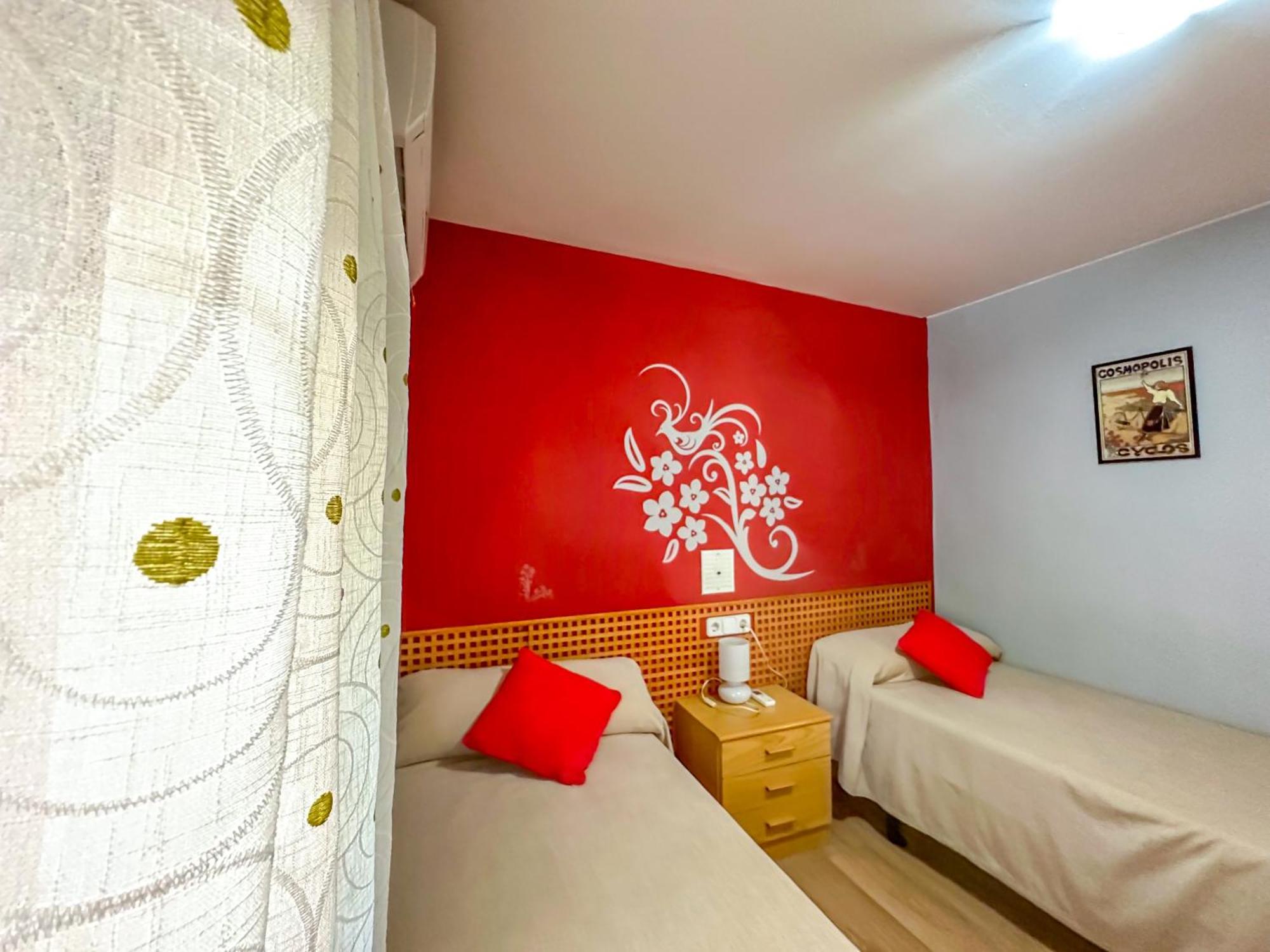Casa Rural Los Pinos Valmuel 外观 照片